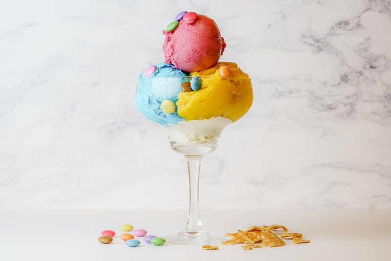 Gelato artesanal de tres sabores en Pizzeta